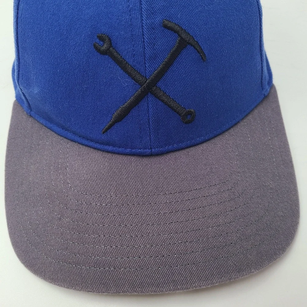 Mountain Hardwear this hat